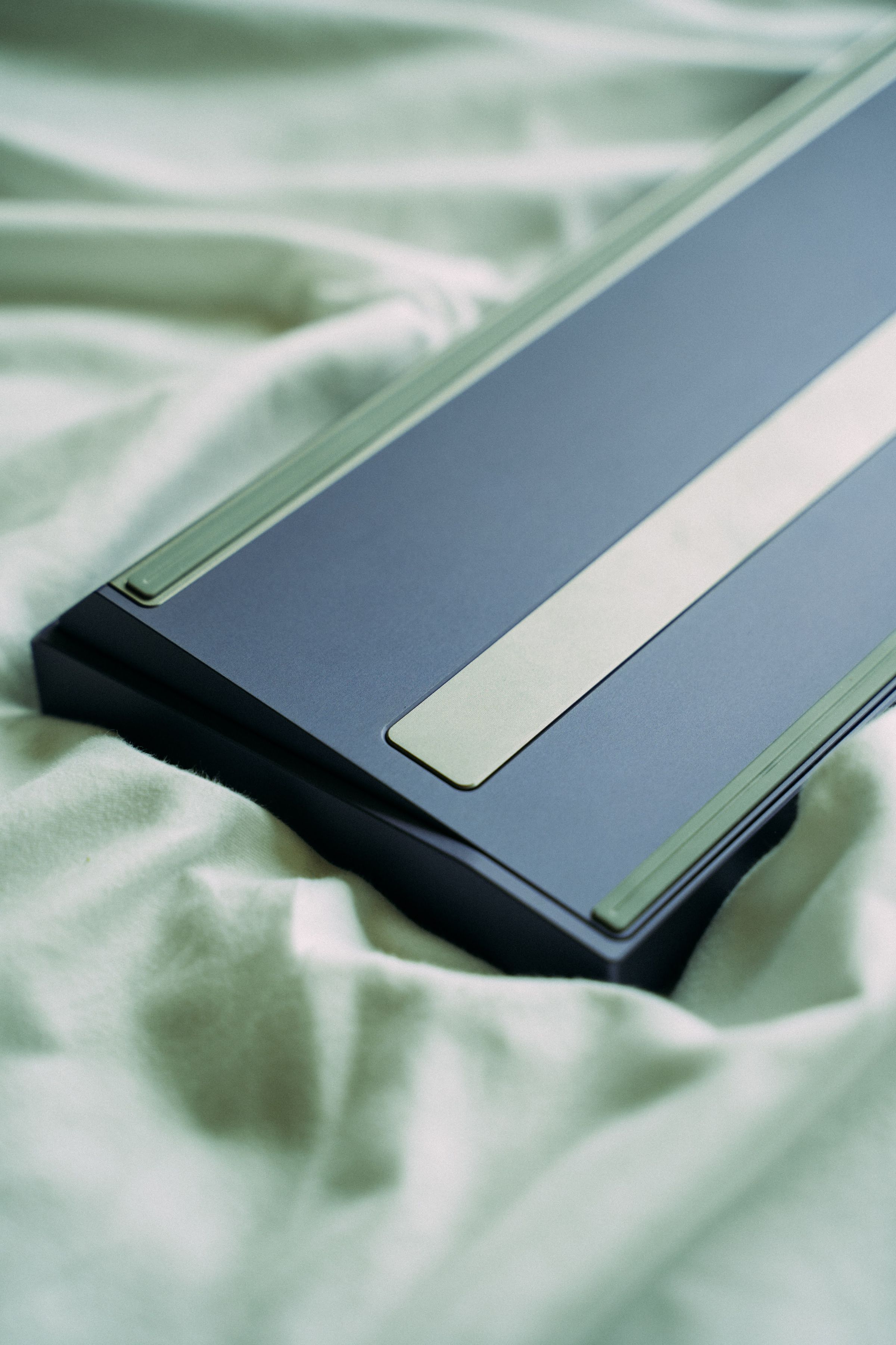 Graphite keyboard